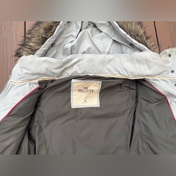 Y2K Hollister Grey Puffer Coat Parka Jacket Faux Fur Hood Size Medium - Picture 5 of 15